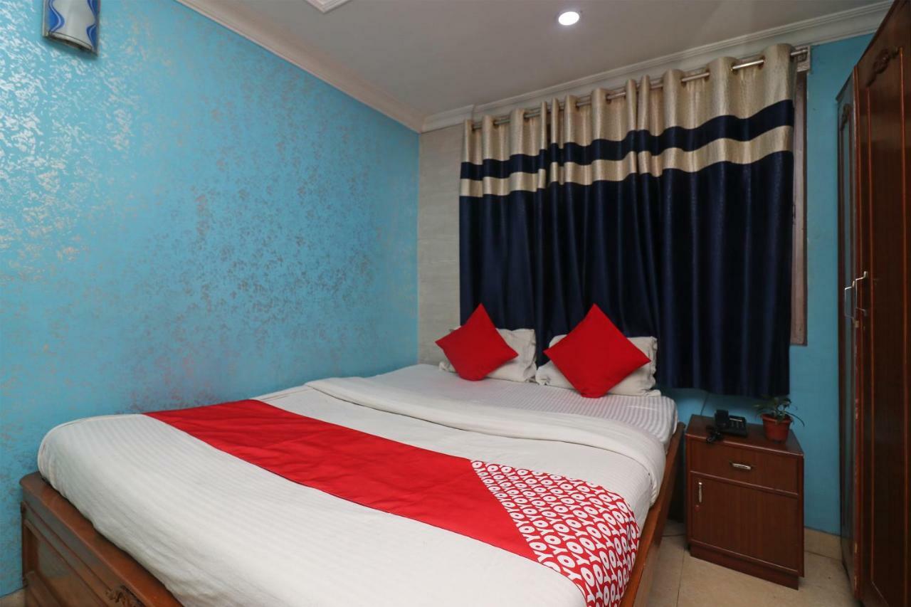 Oyo Flagship 16209 Hotel Ambar Palace Calcutta Calcutta Bara Bazar Esterno foto